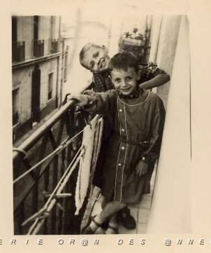 AZUELOS ROBERT RUE MARGUERITE  ROBERT ET SON FRERE DANIEL.jpg